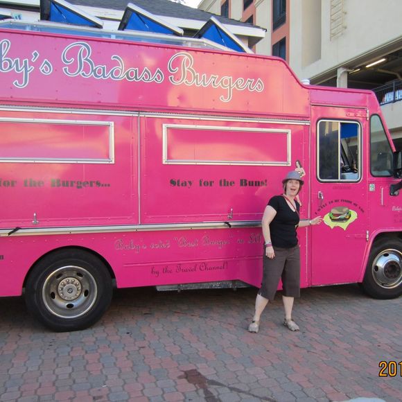 Meet your Posher, Lisa - Picture 1 of 1